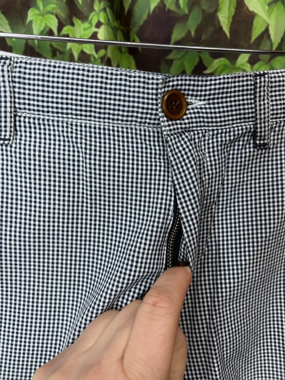 LACOSTE Men's Black and White Gingham Check Preppy Cotton Shorts, 32 - Picture 3 of 9